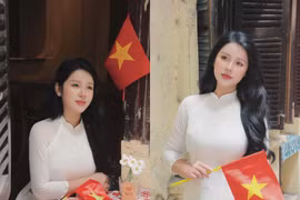 Cô giáo Vật lý gây bão khi dạy online diện áo dài cực mê