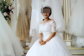 Sự thật ảnh cưới cô gái gào khóc tiễn bạn trai đi lính chỉ sau 1 tháng