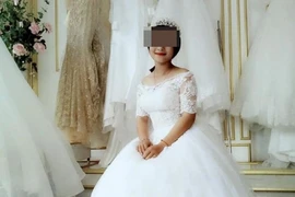 Sự thật ảnh cưới cô gái gào khóc tiễn bạn trai đi lính chỉ sau 1 tháng