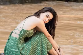 Gái xinh Sài thành khoe vòng eo 56, quyến rũ làm ai ngắm cũng mê