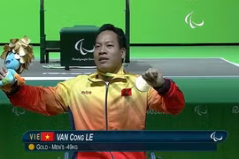 Khoảnh khắc Lê Văn Công đem HCV Paralympic lịch sử cho TTVN