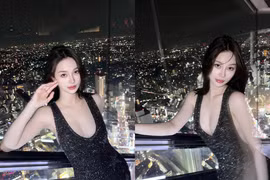 Gái một con đẹp nhất Trung Quốc khoe mạn sườn gợi cảm không phô