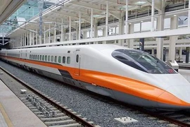 Đường sắt Bắc-Nam 60 tỷ USD: Bù lỗ 12 năm ròng, lo nợ công cao vời vợi