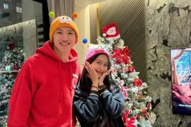 Đoàn Văn Hậu tiết lộ cuộc sống sau cưới vợ top 10 Hoa hậu