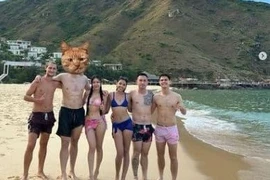 Yến Xuân giấu mặt bạn trai, netizen chỉ ra Đặng Văn Lâm nhờ điểm này 