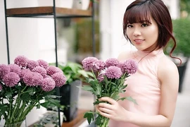 Cô gái kiếm tiền tỷ xuất thân từ nghề bán kẹo 