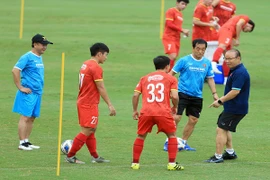 Trước ngày sang Ả Rập Xê-út, nhân sự đội tuyển Việt Nam thế nào?