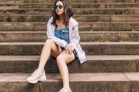 Ái nữ nhà Phượng Chanel mới 16 tuổi đã đẹp như hot girl, sang chảnh ít ai bằng