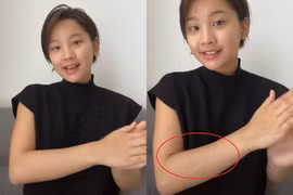 Khui mặt mộc, hot girl người Tày gây chú ý bởi những vết rạch trên tay