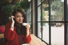 Hot girl “con nhà người ta” xinh đẹp và đa tài