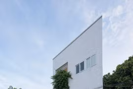 Nhà "mỏng như tờ giấy” ở Hà Nội khiến báo ngoại ngỡ ngàng
