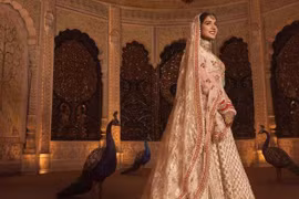 Chiếc váy cưới cực chất con dâu tỷ phú giàu nhất Châu Á