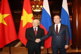 Tổng Bí thư Nguyễn Phú Trọng hội kiến với Thủ tướng LB Nga Dmitry Medvedev