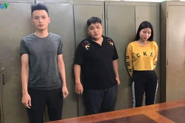 Nhập lậu hơn 1.000 con dao tự chế bán cho giang hồ, 3 đối tượng bị bắt