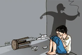 Bé 6 tuổi đáng thương bị mẹ ruột, cha dượng đánh đập dã man