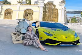 Nữ đại gia "tậu" Vespa 946 Christian Dior bất ngờ phát ngôn gây choáng