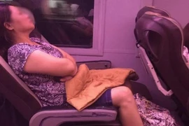 Thực hư câu chuyện nữ hành khách giả ngất, một mình chiếm 2 ghế trên tàu