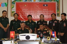 Bộ Quốc phòng VN giúp quân đội Lào phát triển ngành Bản đồ