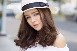 Vẻ đẹp “vi diệu” của nữ sinh trường Luật kiêm mẫu ảnh