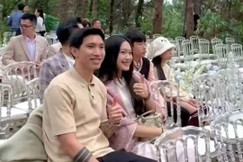 Bà xã Đoàn Văn Hậu đáp trả tin đồn phẫu thuật thẩm mỹ ra sao?