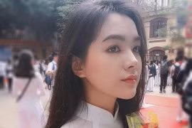 Nữ sinh 10X Trần Phú khoe ảnh áo dài trước khai giảng đẹp hút hồn 