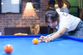 Nữ cơ thủ billiards Campuchia gây sốt SEA Games 32 là ai?