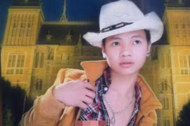 Khá Bảnh thời trẻ trâu nhìn thế nào?