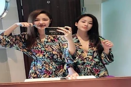  “Gái đẹp đã ít lại còn yêu nhau” khiến dân mạng tiếc hùi hụi