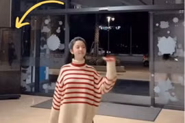 "Tấm gương phản chủ" hé lộ mối quan hệ giữa Quang Hải và bạn gái