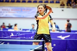 Hot girl Đại học Thương mại kiêm VĐV bóng bàn xinh đẹp