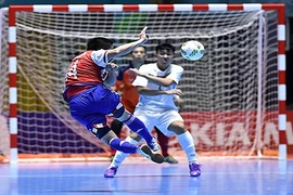 Thua đậm 7-1 trước Paraguay, Futsal Việt Nam về với mặt đất