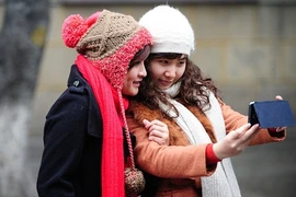 Giới trẻ thích nhất điều gì ở mùa đông Hà Nội chẳng nơi đâu có?