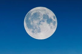 Trăng xanh siêu hiếm xuất hiện vào tối nay