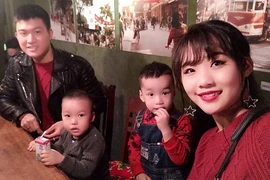 Bố mẹ đẻ cố khiến chị em ruột nhìn như cô cháu