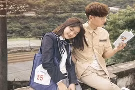 Nữ sinh trường Báo “cực tình” trong MV mới của Isaac là ai?