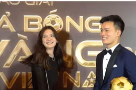 Hoàng Đức được netizen "đẩy thuyền" làm em rể Đặng Văn Lâm