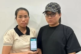 Ồn ào từ thiện liên quan tới Phạm Thoại và mẹ bé Bắp