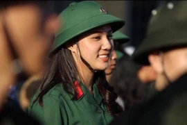 Nhan sắc xinh đẹp của các thiếu nữ tự nguyện nhập ngũ