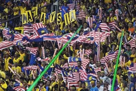Chiêu trò không đẹp của CĐV Malaysia... đội tuyển Việt Nam cần dè chừng