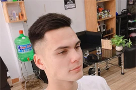 Cầu thủ Việt kiều mới xuất hiện gây choáng này đã soán ngôi soái ca Lâm Tây