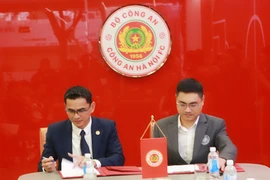 Thanh lý xong HLV Gong Oh Kyun, CLB CAHN chào đón "Zico Thái"