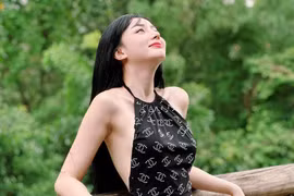 "Hot girl thẩm mỹ" An Giang lấy chồng tỷ phú khoe body cực chuẩn