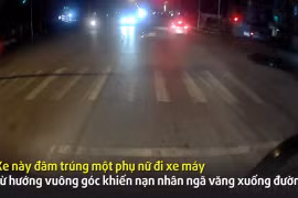 Video: Ôtô vượt đèn đỏ, tông gục người phụ nữ rồi bỏ chạy 