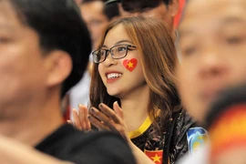 "Mối tình năm 17 tuổi của Quang Hải" bị hỏi khó gây chú ý