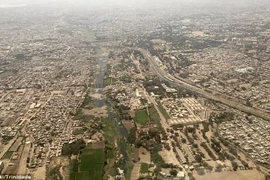 Bé gái 11 tuổi mang thai 8 tháng và thủ phạm khiến ai cũng phẫn nộ