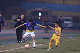 HLV Bandovic: "Hà Nội FC cần thêm cầu thủ như Văn Quyết"