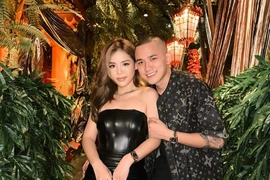 Vợ chồng TikToker 84 triệu follow là chủ chuỗi nhà hàng nước ngoài