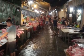 Đồng Nai: Trắng đêm cùng lực lượng truy bắt các lò mổ heo lậu