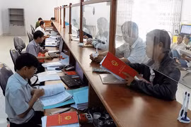 Lãnh đạo UBND TP HCM chỉ đạo thực hiện Luật Đất đai 2024