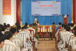 Hiếu PC truyền cảm hứng hoàn lương cho phạm nhân Trại giam Xuân Lộc